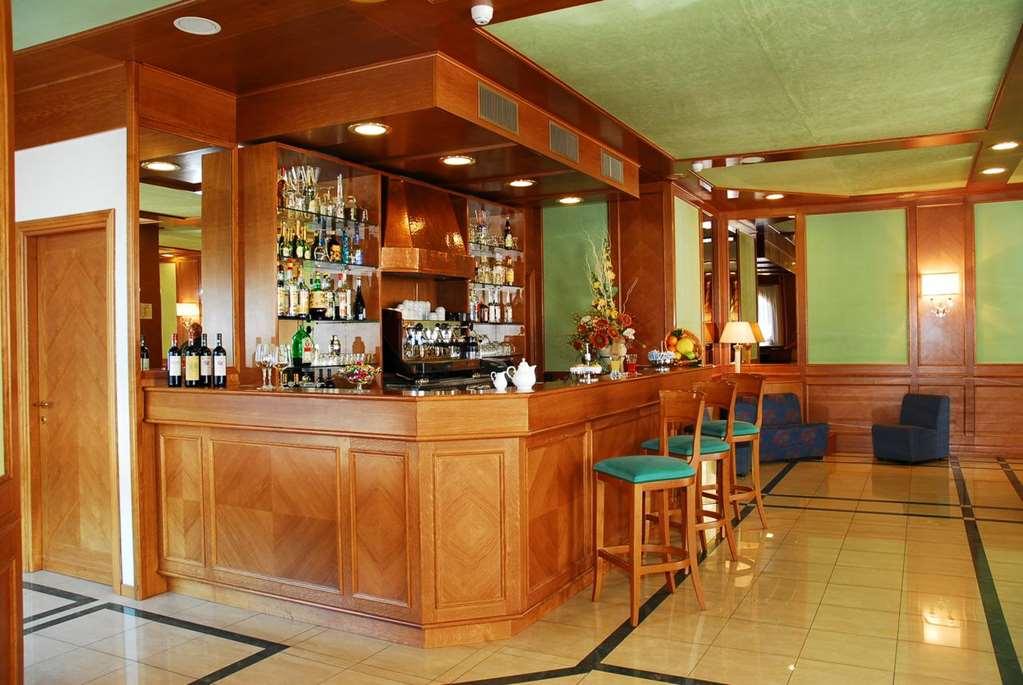 Park Hotel Imperatore Adriano Tivoli Restaurant foto